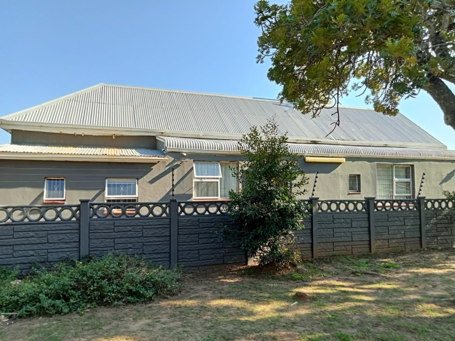6 Bedroom Property for Sale in Fort Hill Eastern Cape